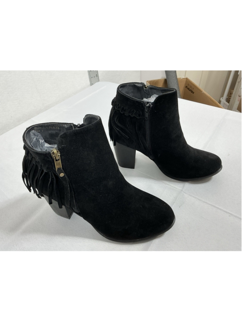 Woman’s New Yoki Juniper Ankle Boots Black With Fringe Size 9